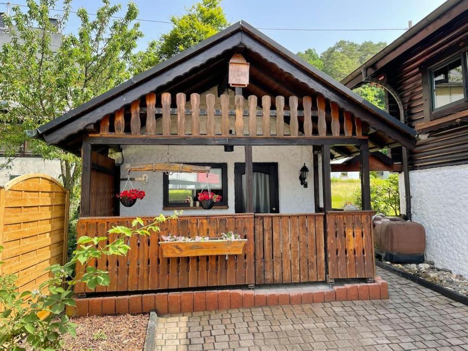 Appartement Zur Wied Oberlahr Bagian luar foto
