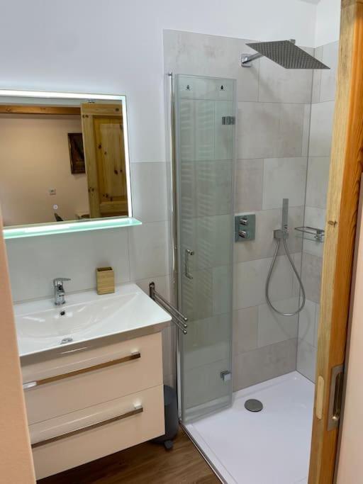 Appartement Zur Wied Oberlahr Bagian luar foto